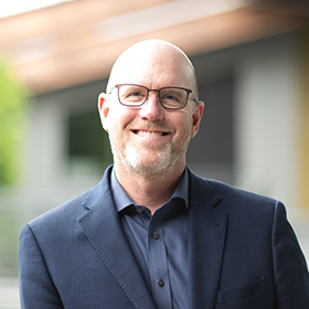 RSheadshot25 RSheadshot25